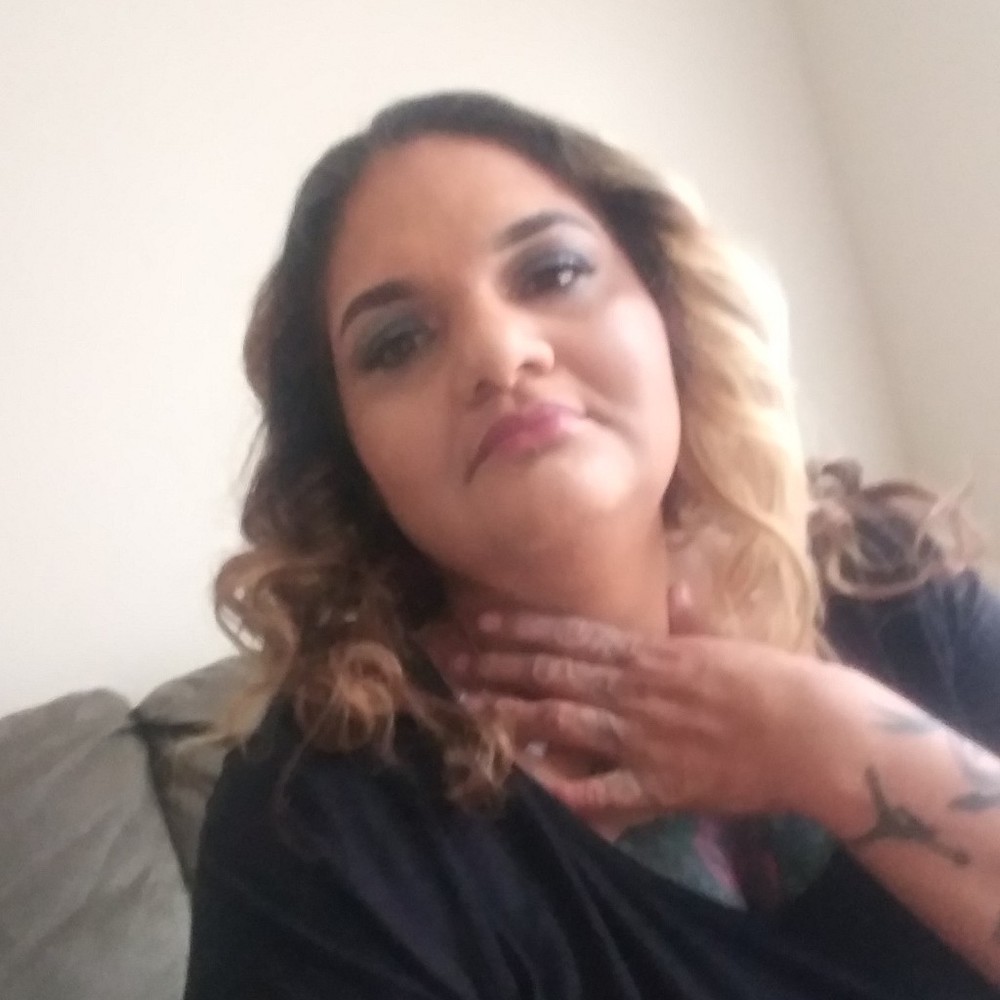 Meet your Posher, Roxie